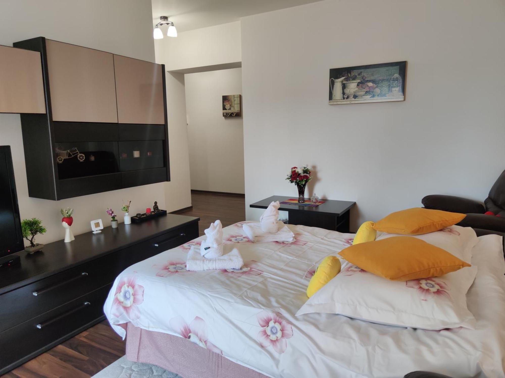 Ferienwohnung Cozy Magic House - Unirii Square Bukarest Exterior foto